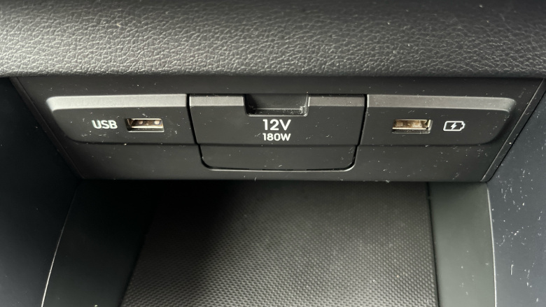 Hyundai BAYON 1.0 TGDi 48V MHEV SE Connect 5dr DCT Petrol Hatchback